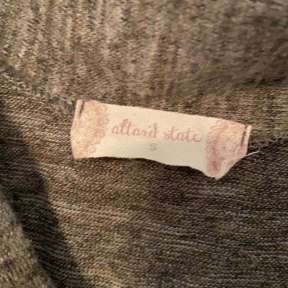 Altar’d State Off-the-Shoulder Sweater 💚 - Small - Picture 4 of 5